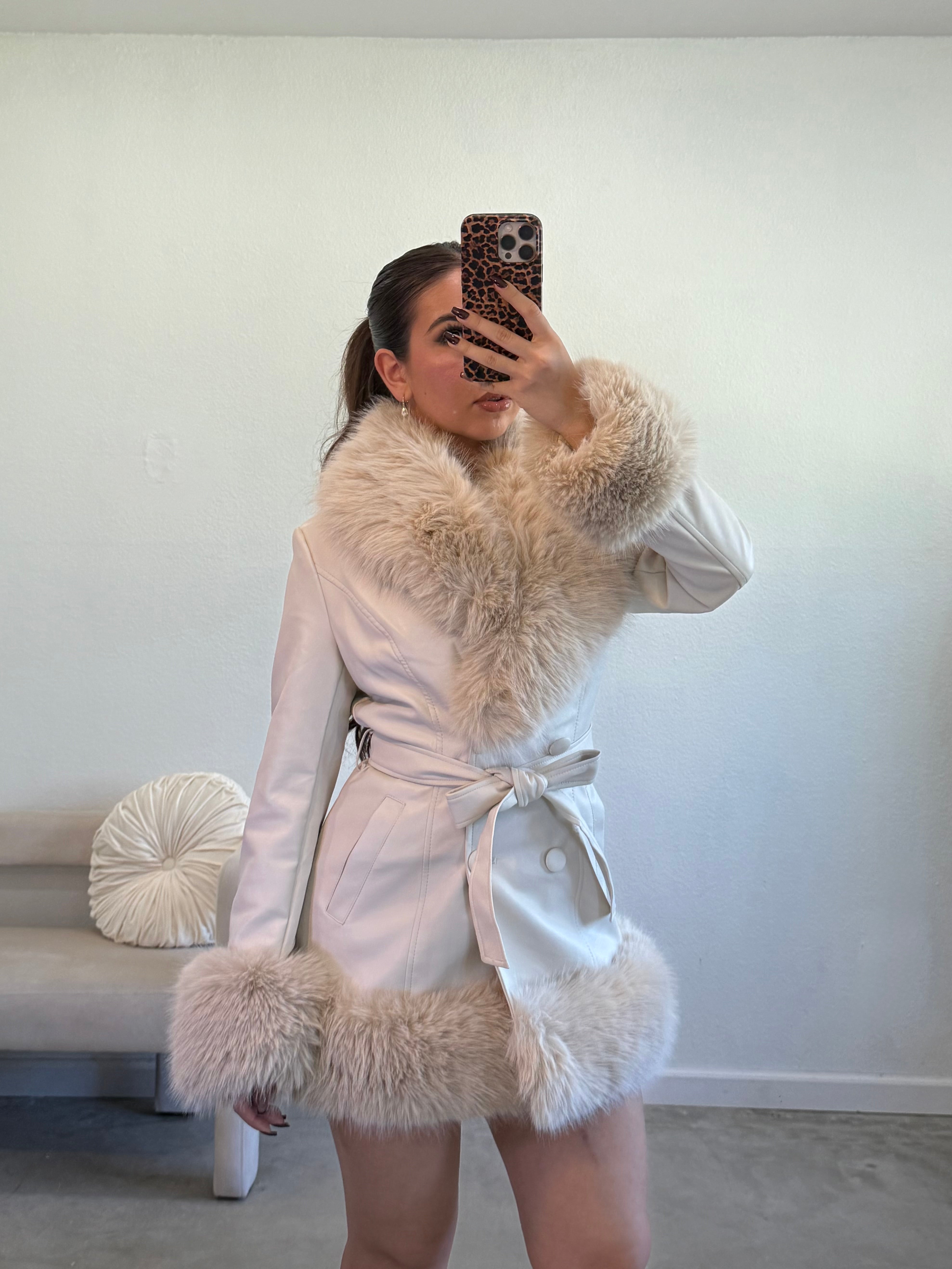 Gastella Fur Trim Leather Coat (Cream) – Valeria'S Boutique