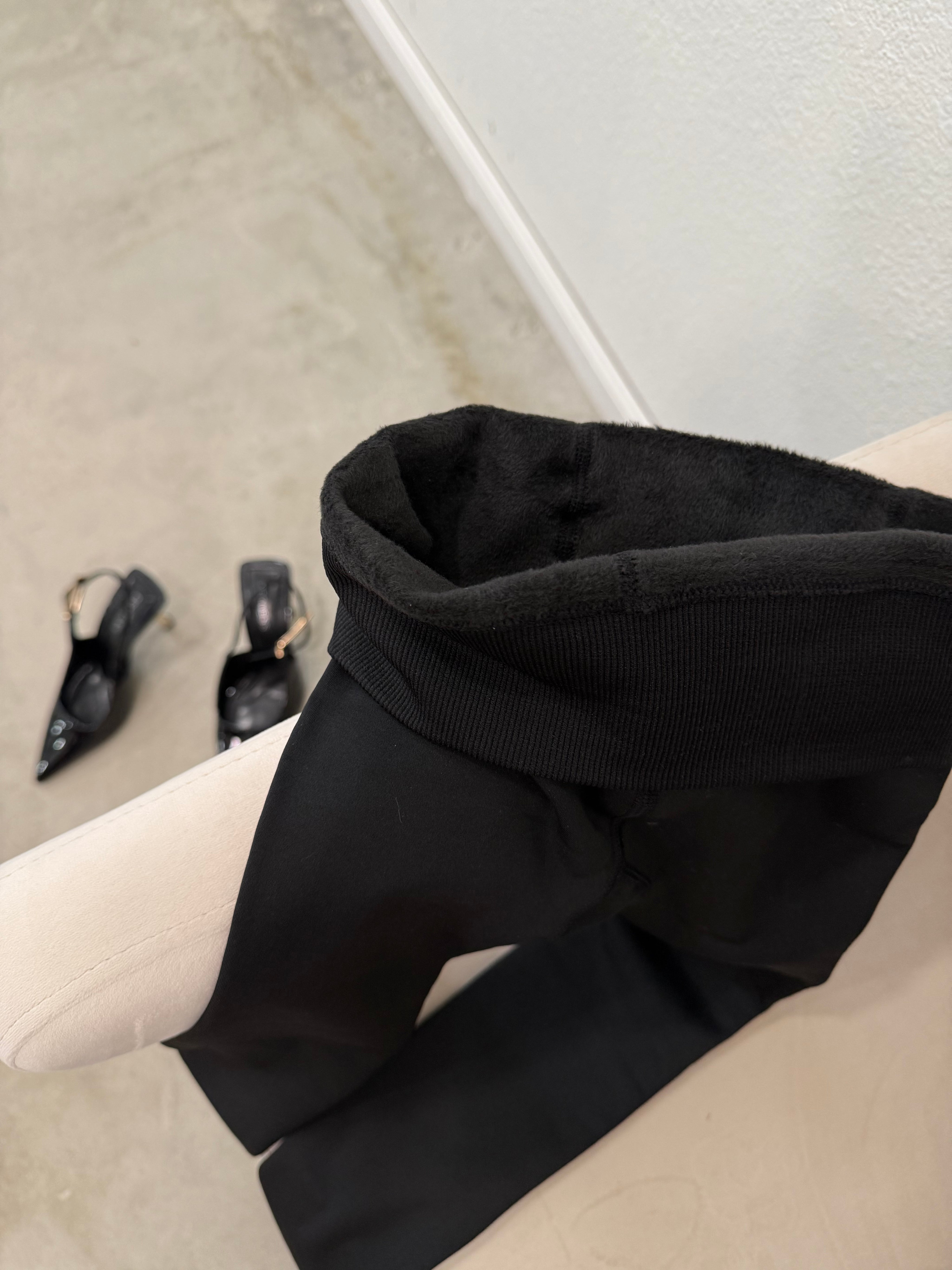 UKLG-1004 Tights (Black)