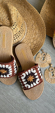 Xochimilco Crochet Sandals (Brown)