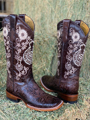 Arracada Jerezana Embroidered Western Boots (Cincelada) - Brown