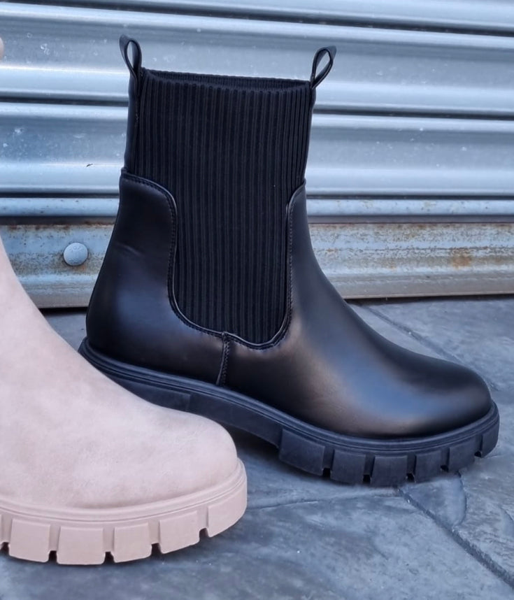 Chelsea Sock Booties (Black)
