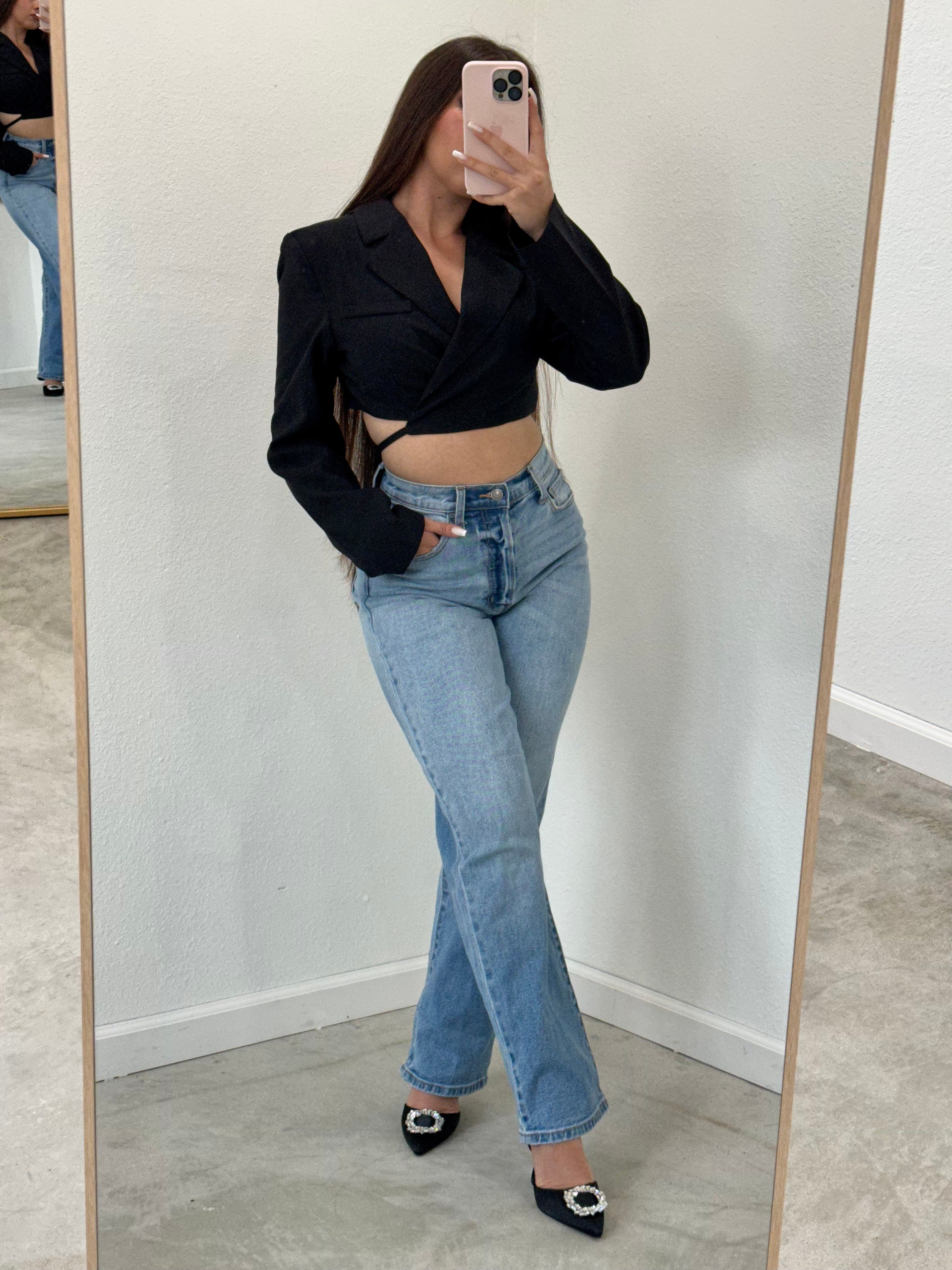 Mariana Cropped Blazer Top (Black)