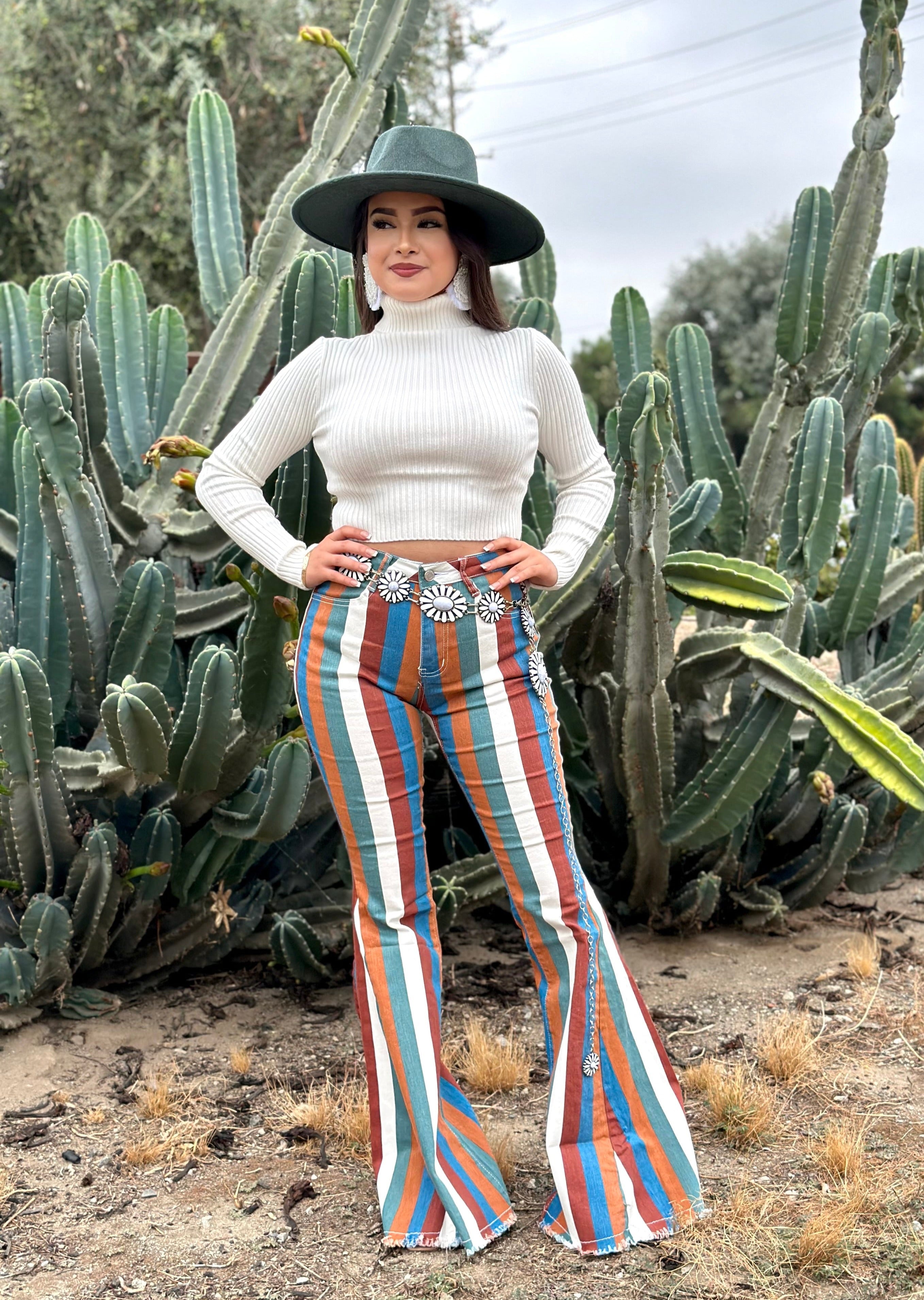 Michelle Ribbed Turtleneck Top (White)