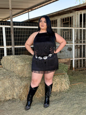 Bailar De Caballito Fringe Halter Dress (Black) - Curve