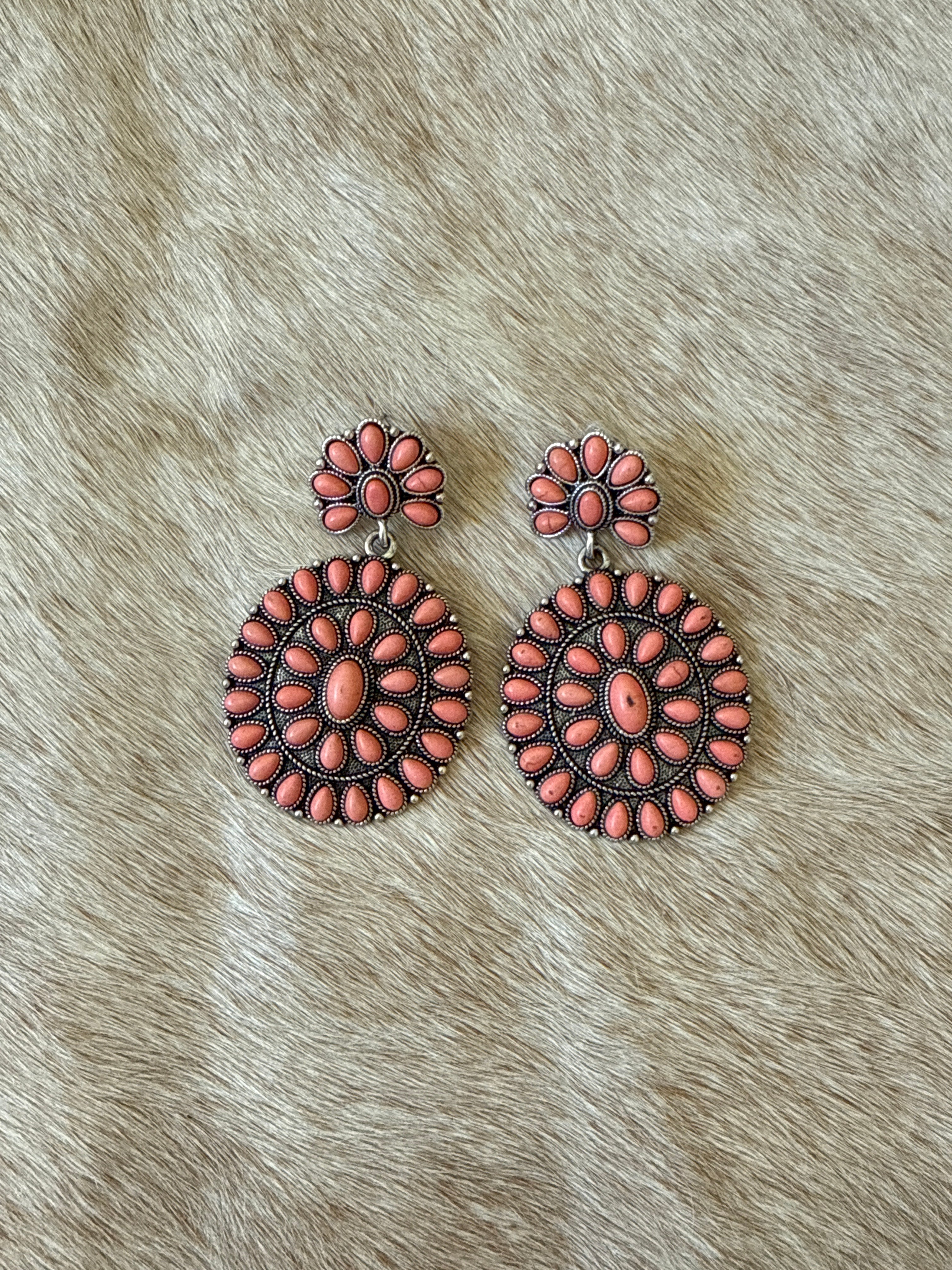 THE Concho Earrings (Peach)