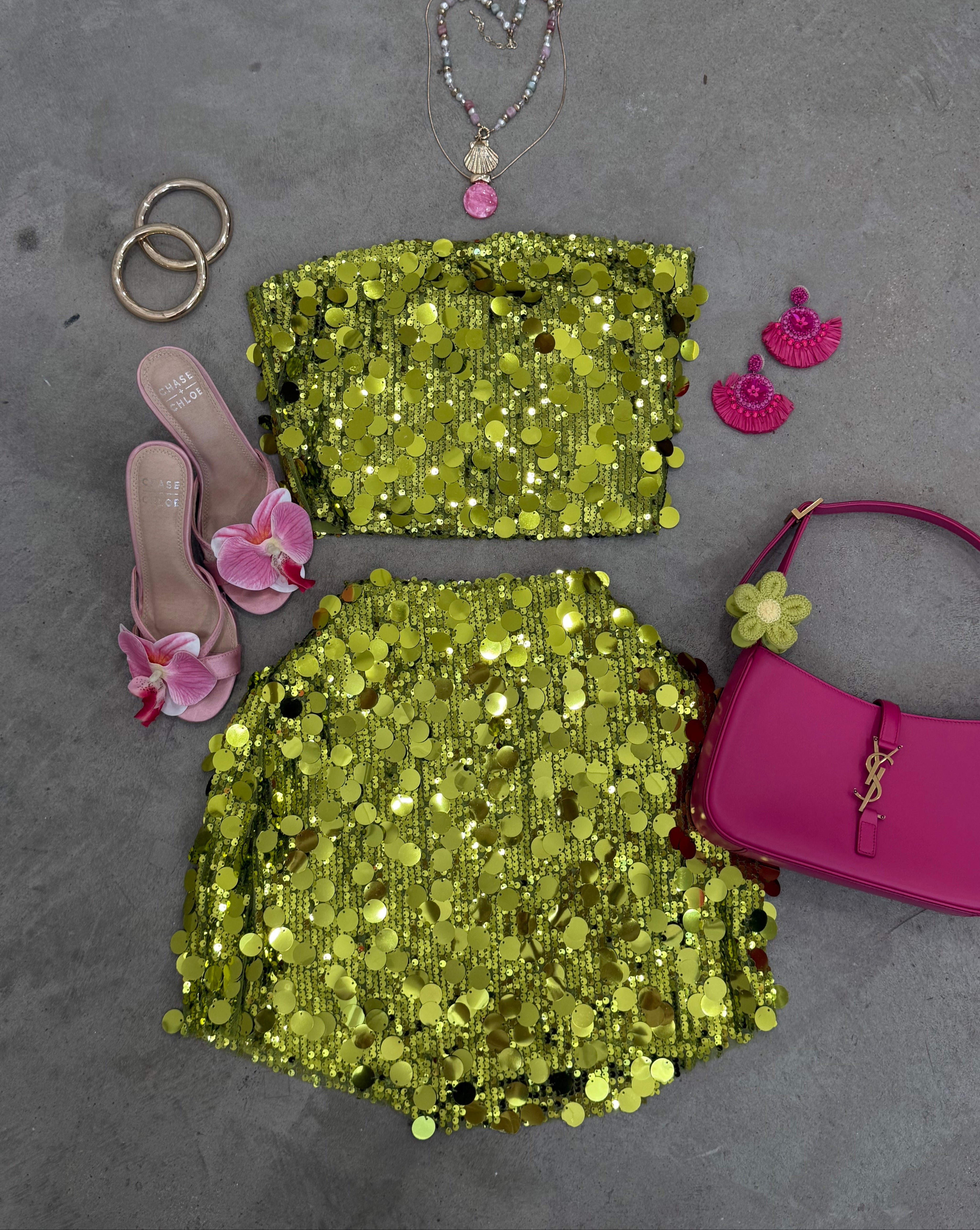 Se Puso Linda Sequin Skirt Set