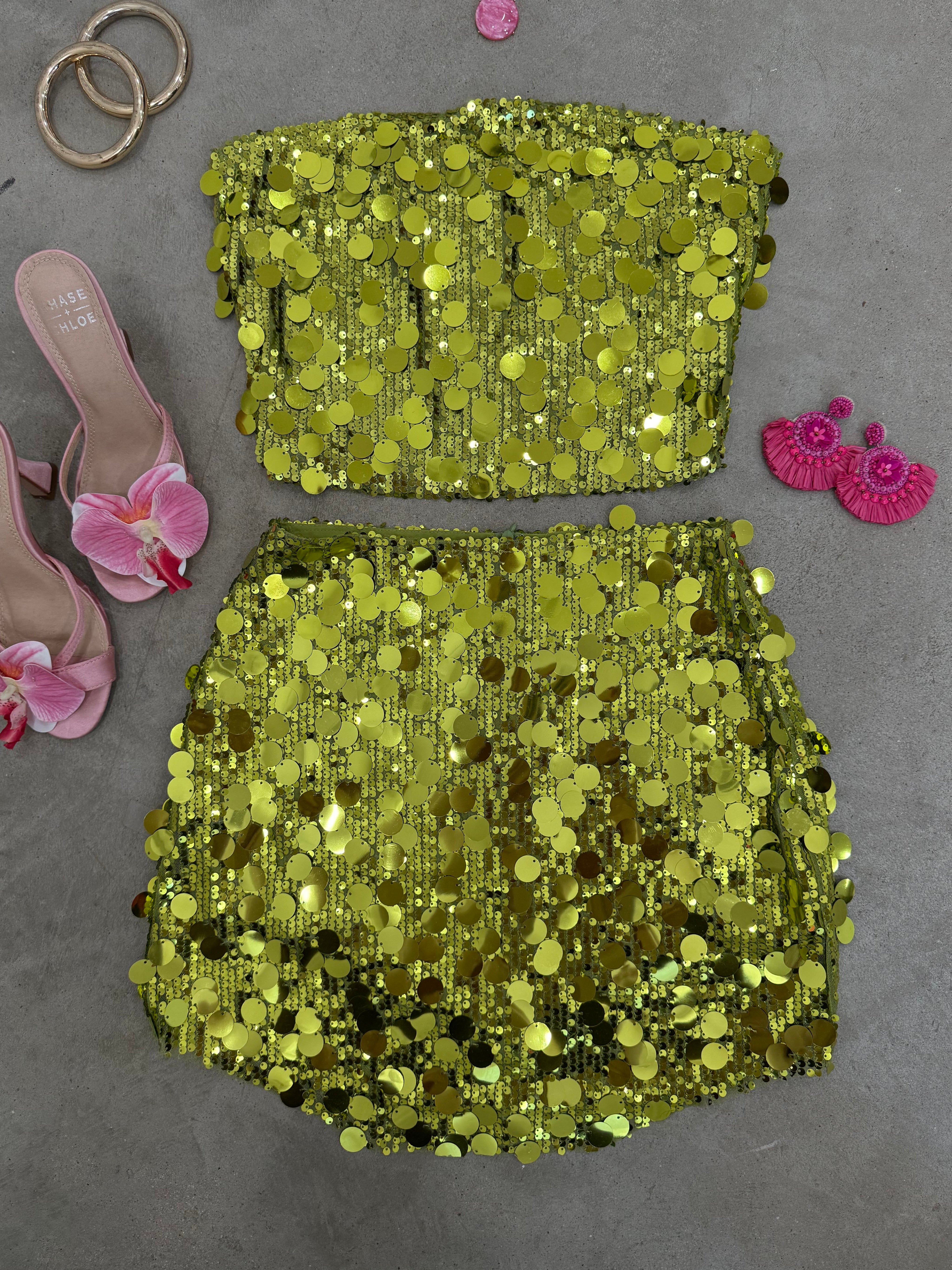 Se Puso Linda Sequin Skirt Set