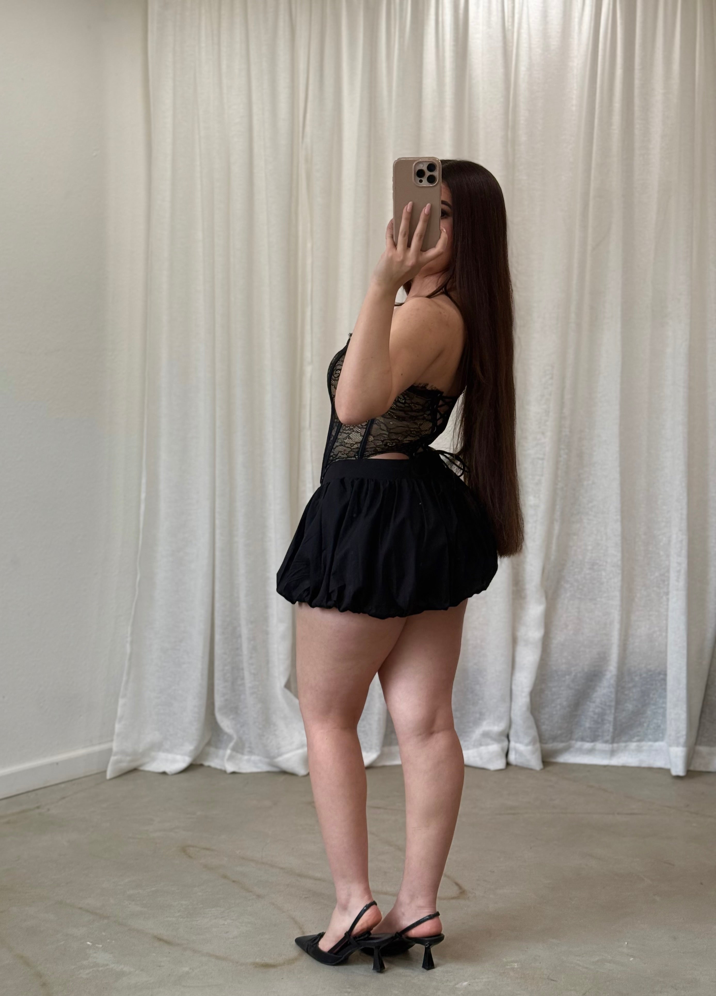 Romi Bubble Mini Skirt (Black)