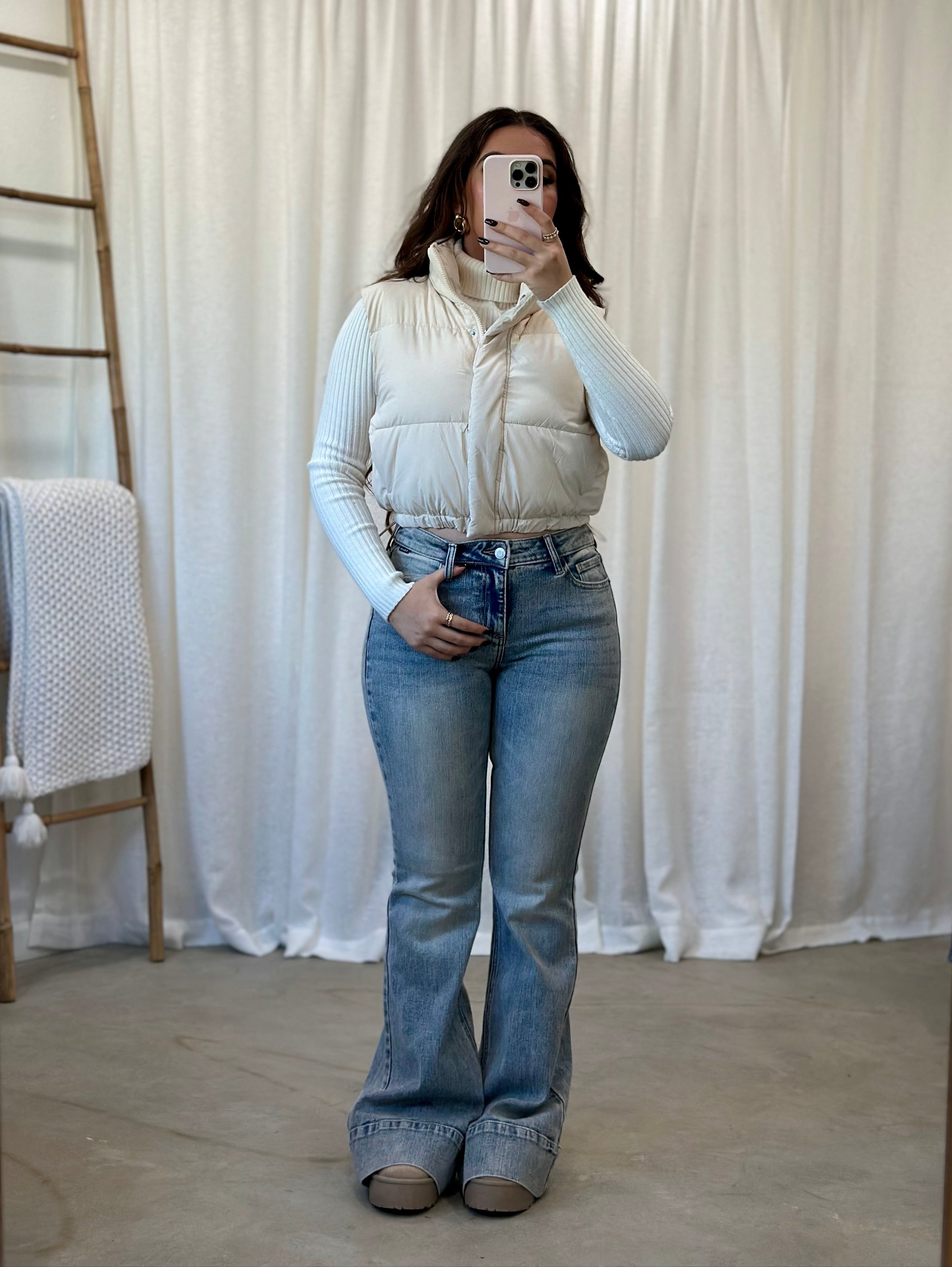 Dakota Puffer Vest (Ivory)