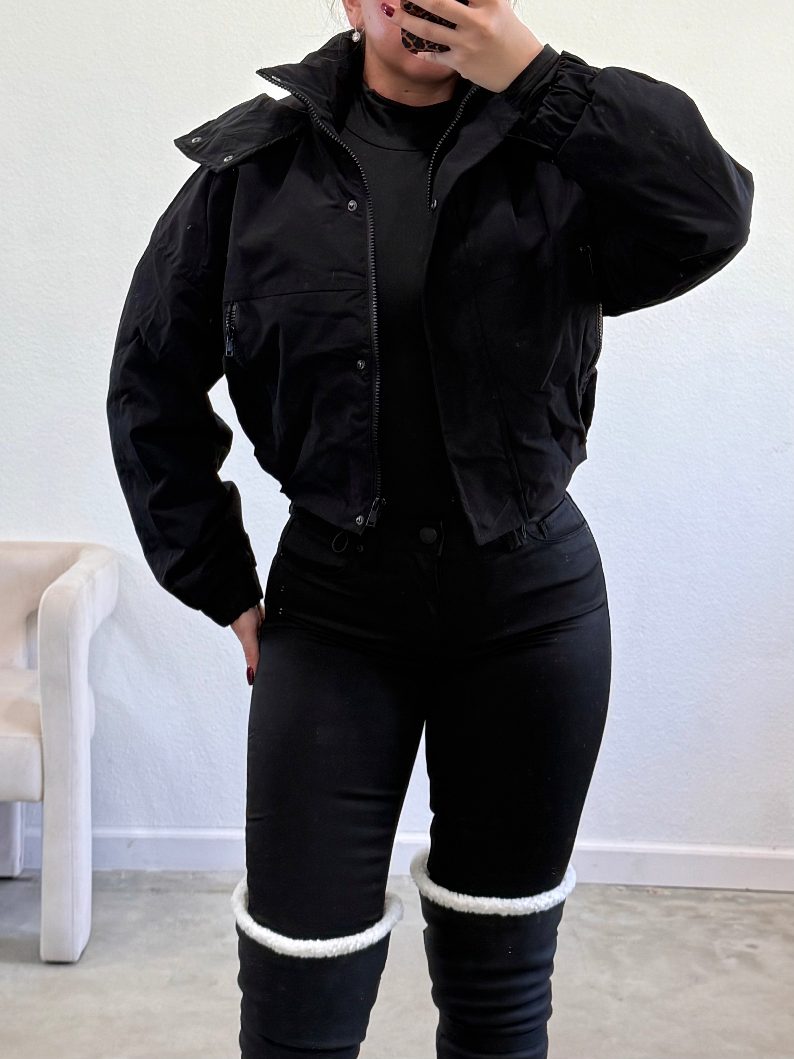 Khy Cropped Jacket (Black)