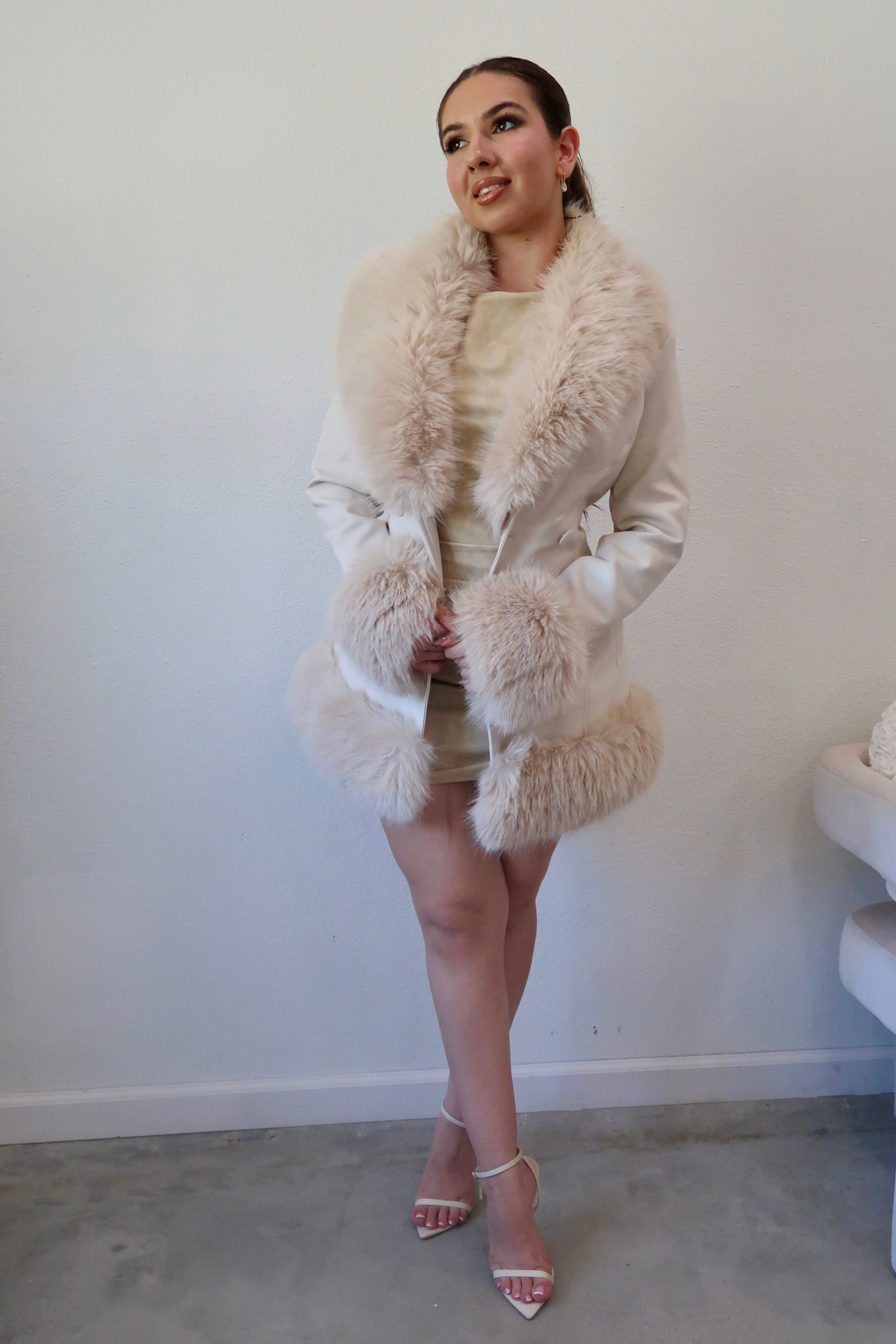 Gastella Fur Trim Leather Coat (Cream)