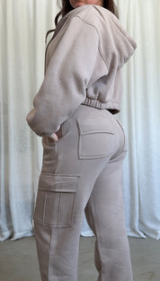 Kim Cargo Sweatpants (Taupe)