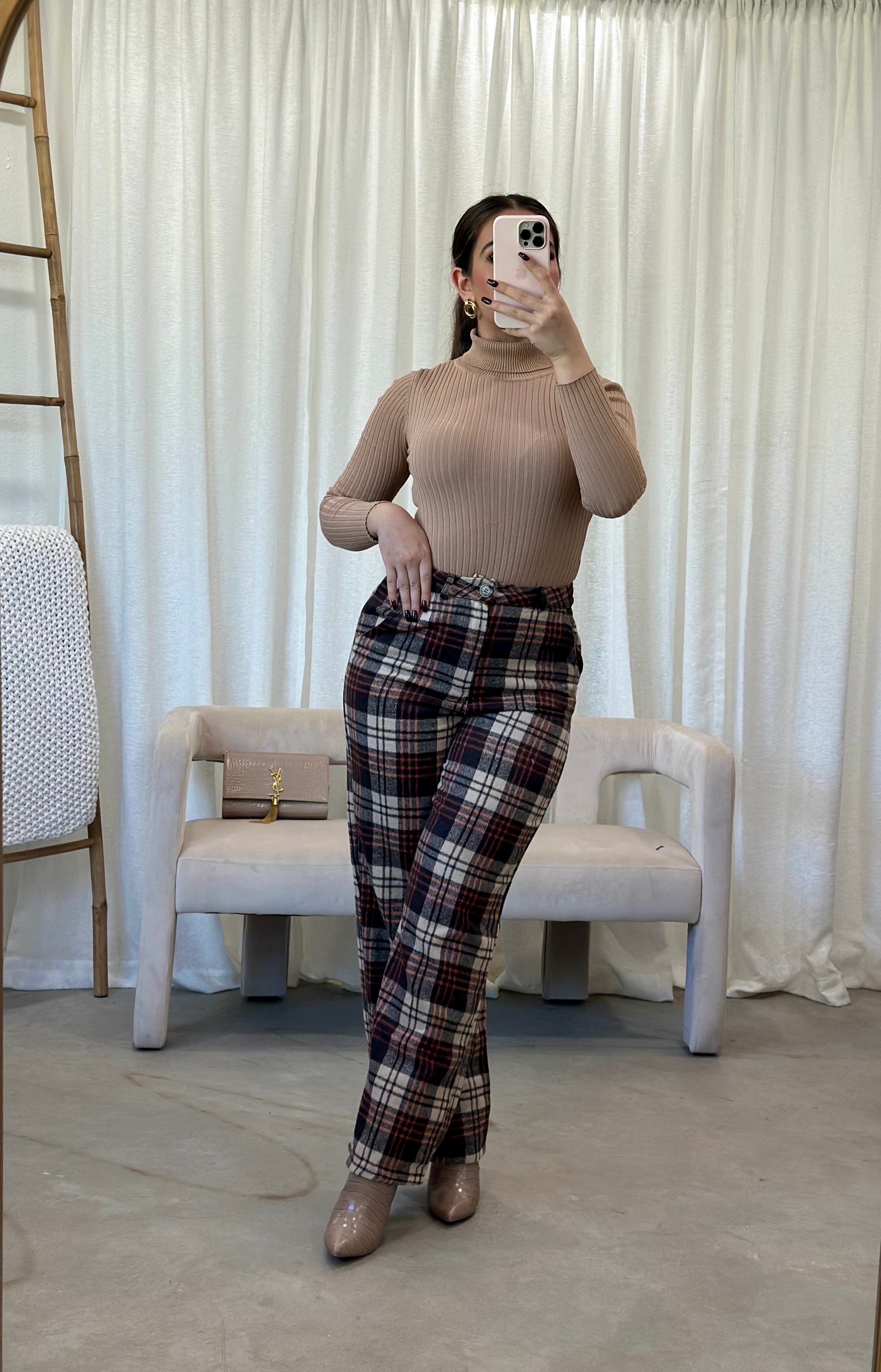 Stevee Plaid Pants (Brown)