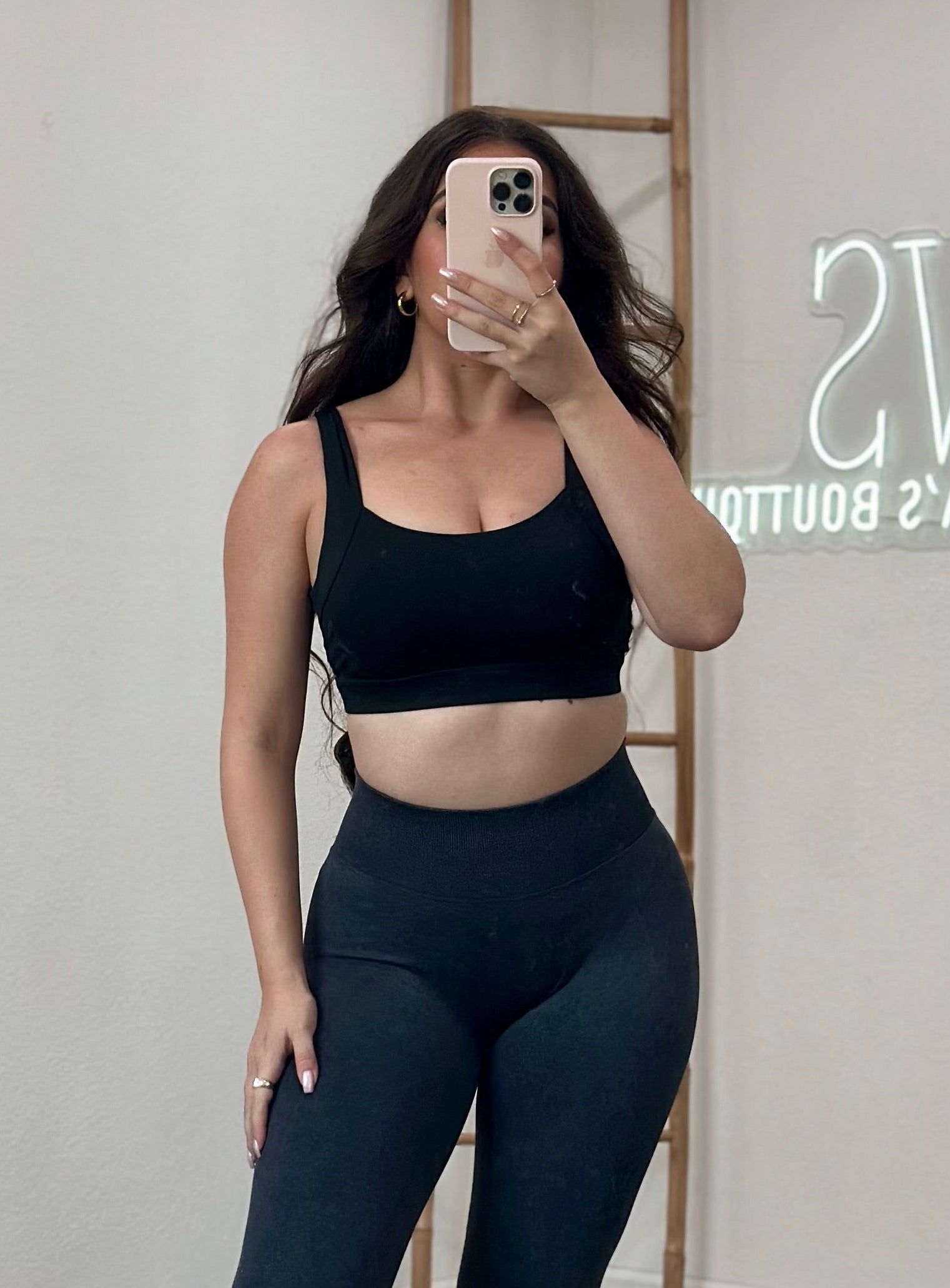 Thrive Crop Top (Black)