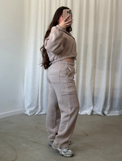 Kim Cargo Sweatpants (Taupe)