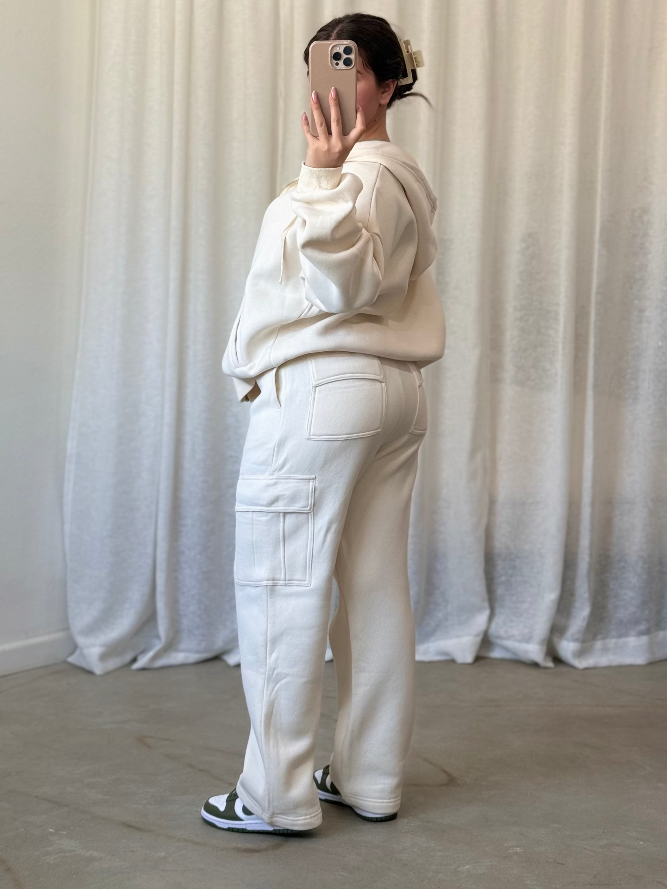 Kim Cargo Sweatpants (Ecru)