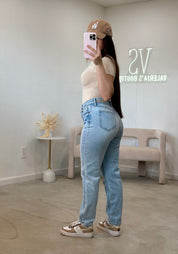 Amy High Rise Mom Jeans