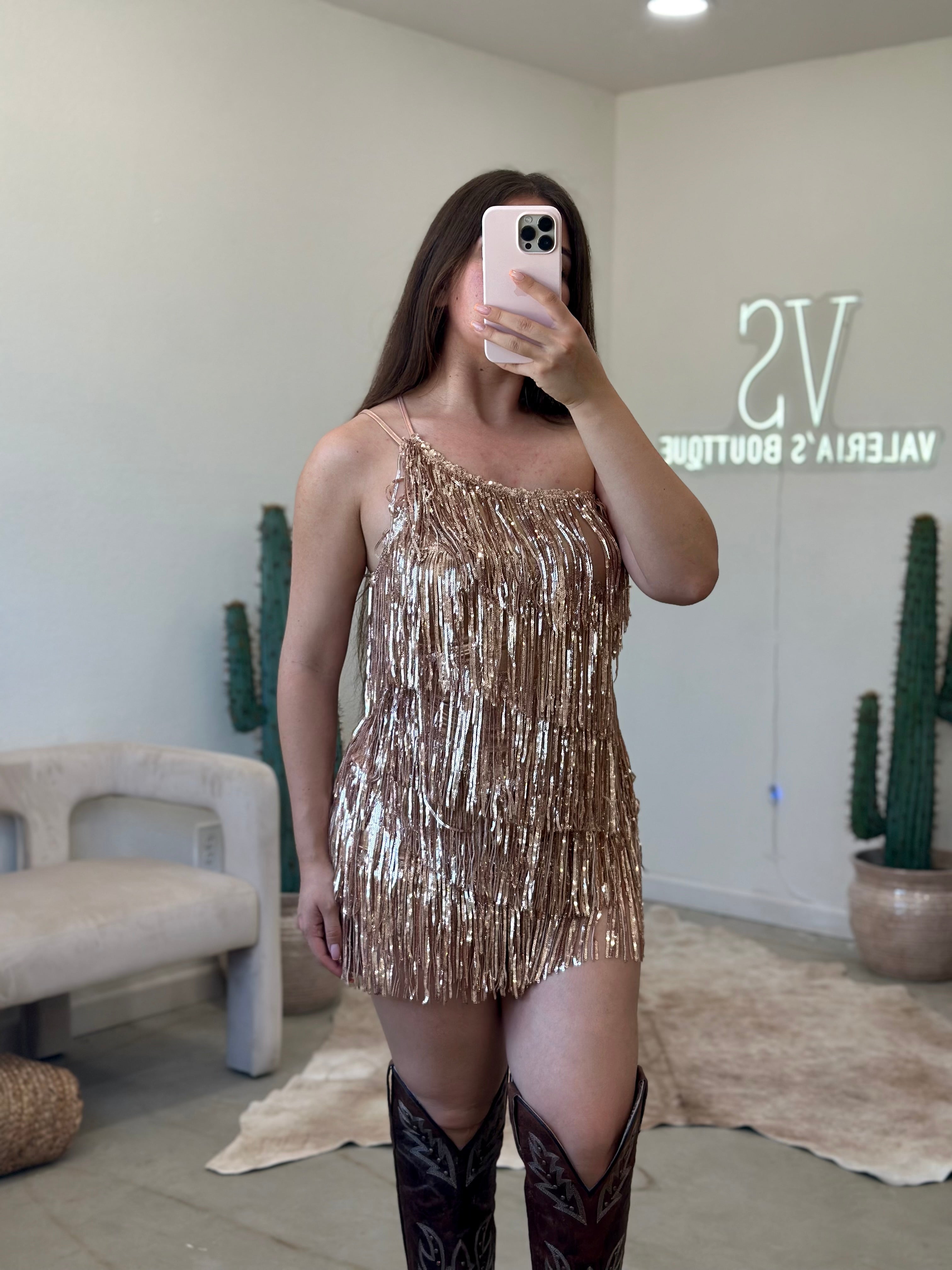 Bailar De Caballito Sequin Fringe One Shoulder Mini Dress (Champagne)