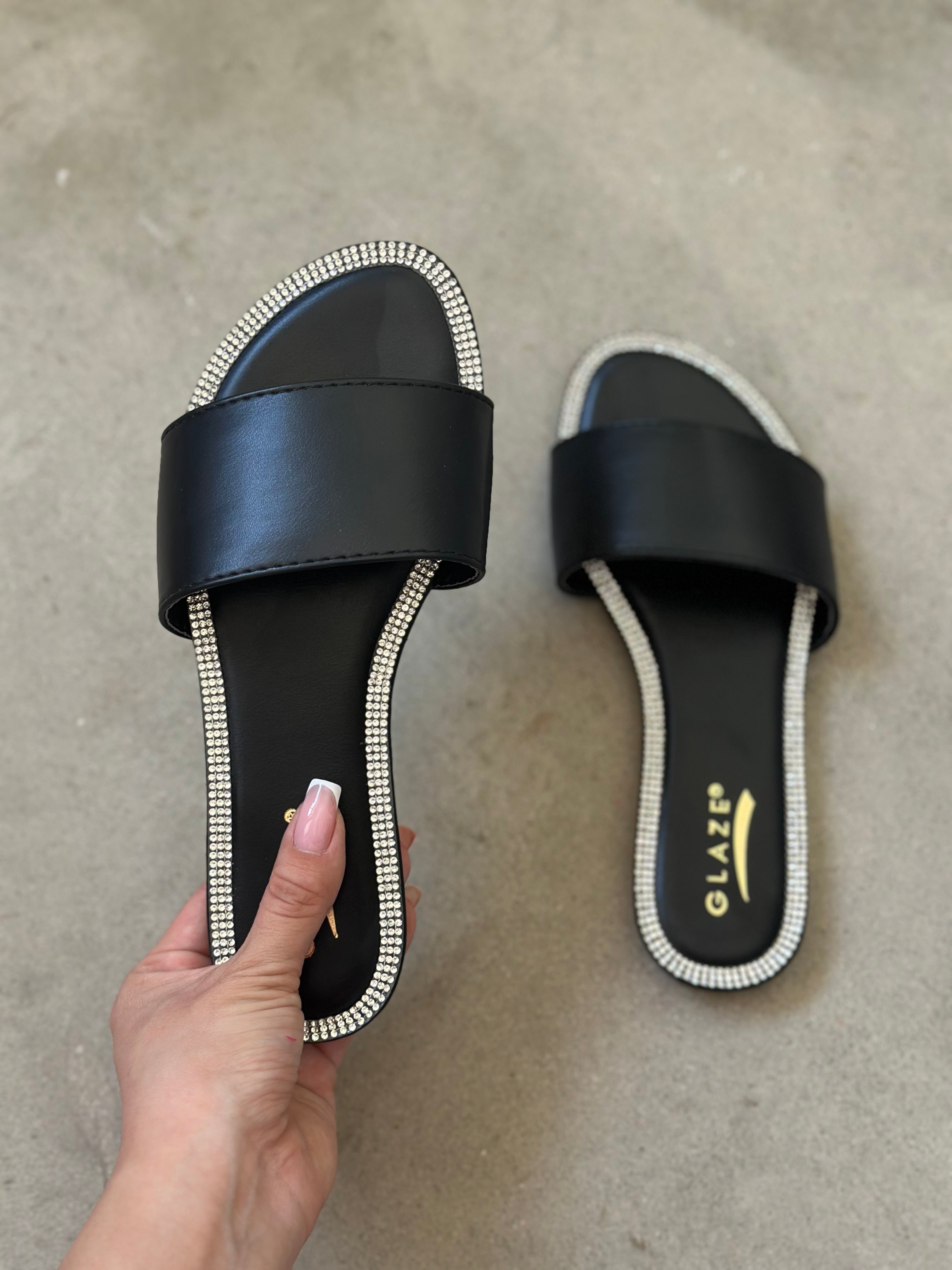 Sandals / Slippers – Valeria'S Boutique