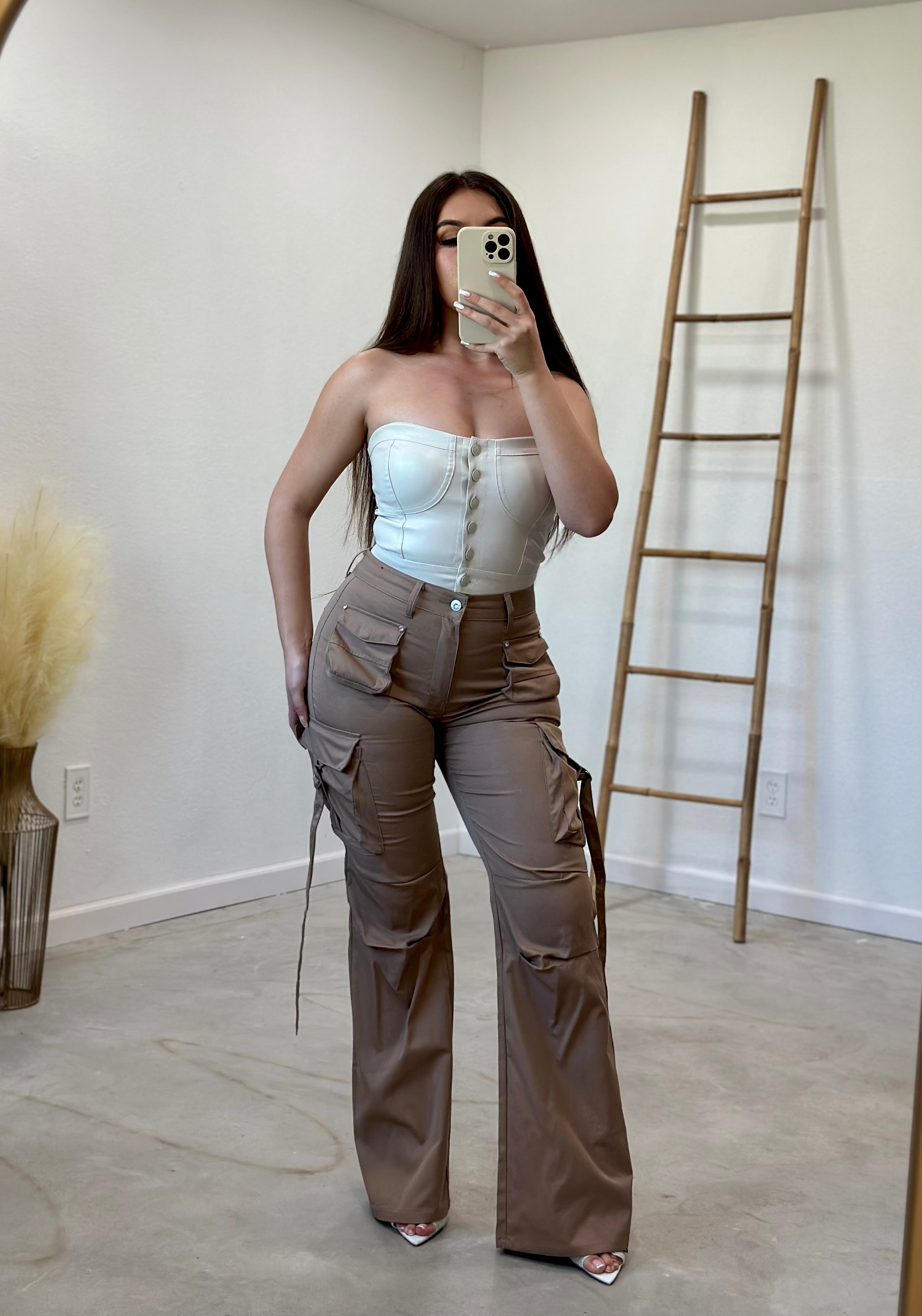 Alexandra Cargo Pants (Coffee)