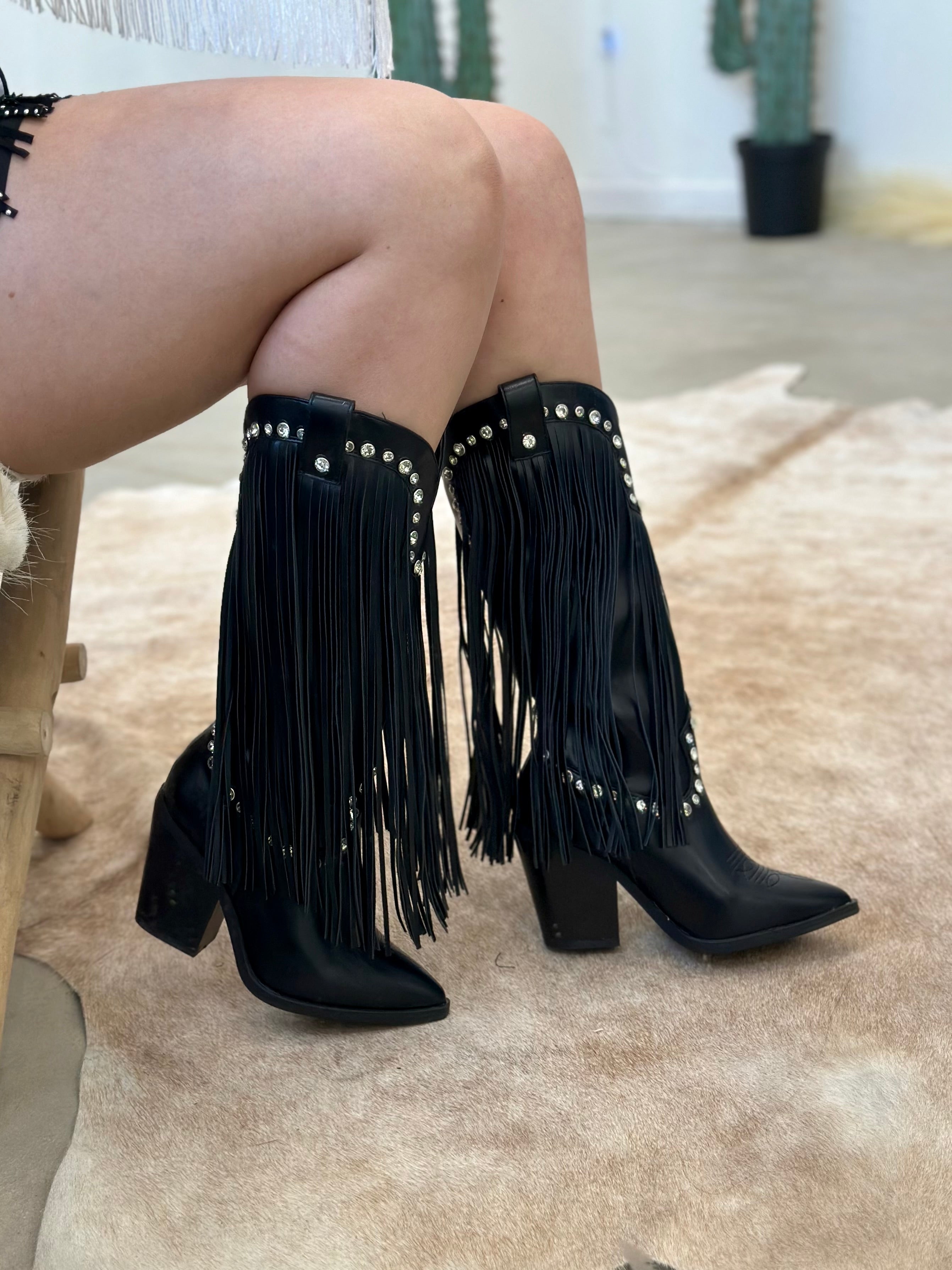 Bandida Fringe Cowgirl Boots (Black)