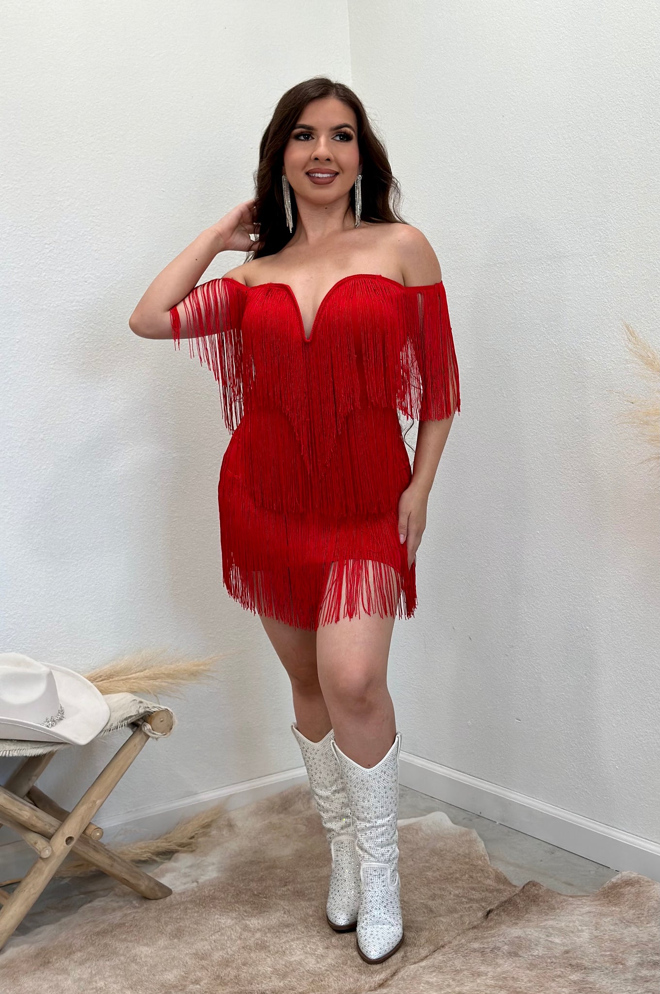 Bailar De Caballito Fringe Off The Shoulder Mini Dress (Red) – Valeria'S  Boutique