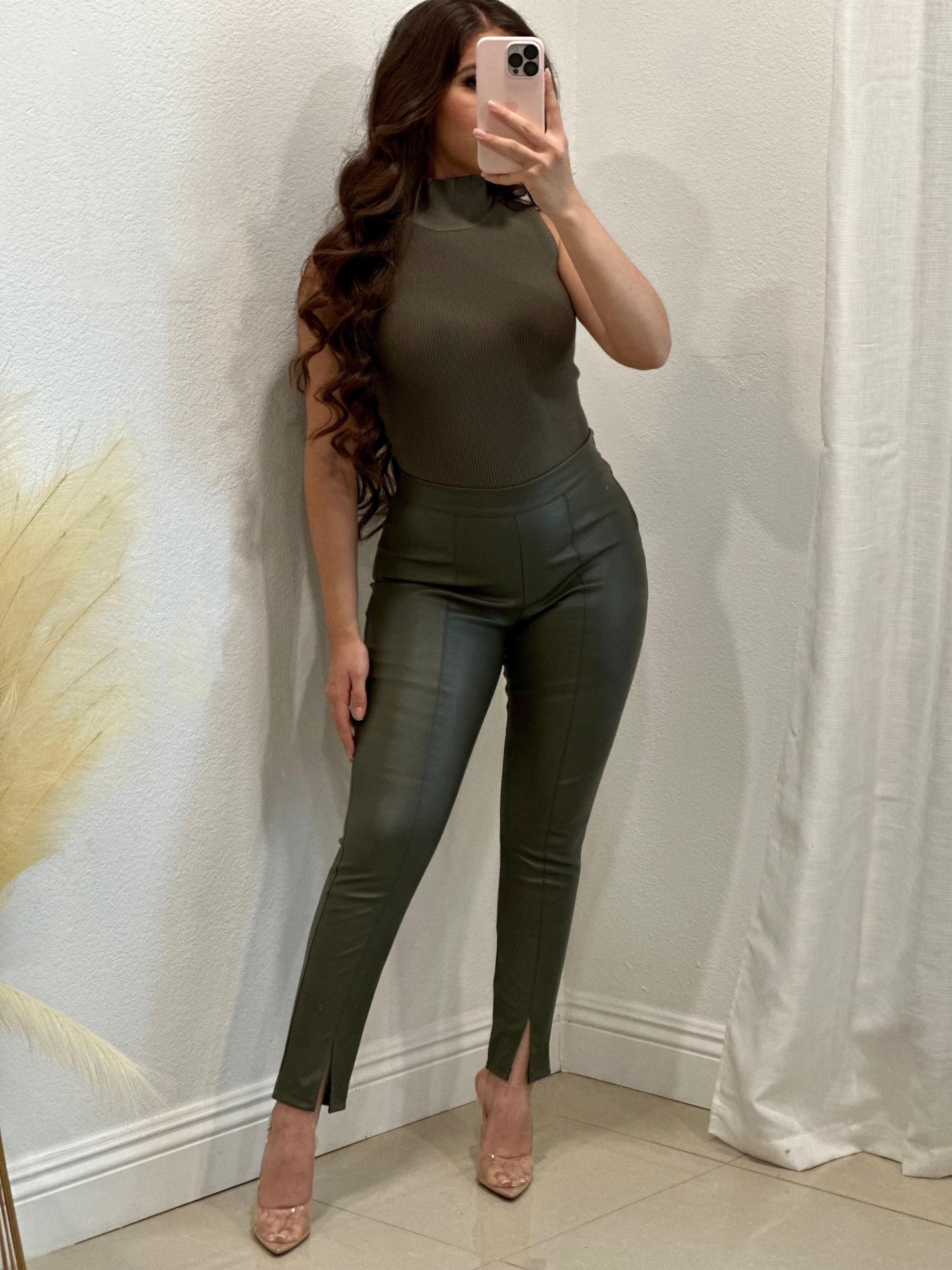 Ciena Turtleneck Ribbed Tank Top (Olive)