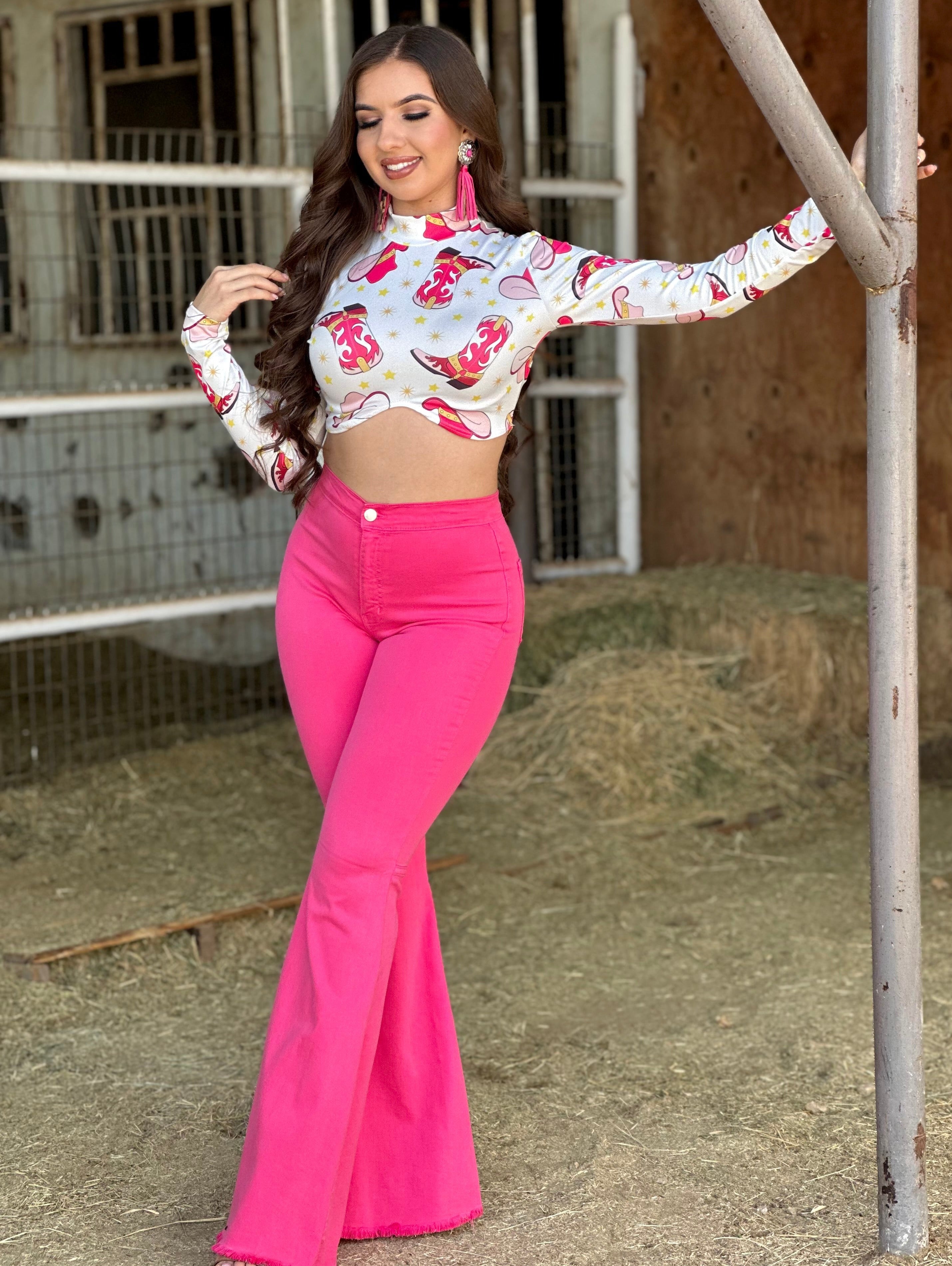 Chinita Top (Pink Boots)
