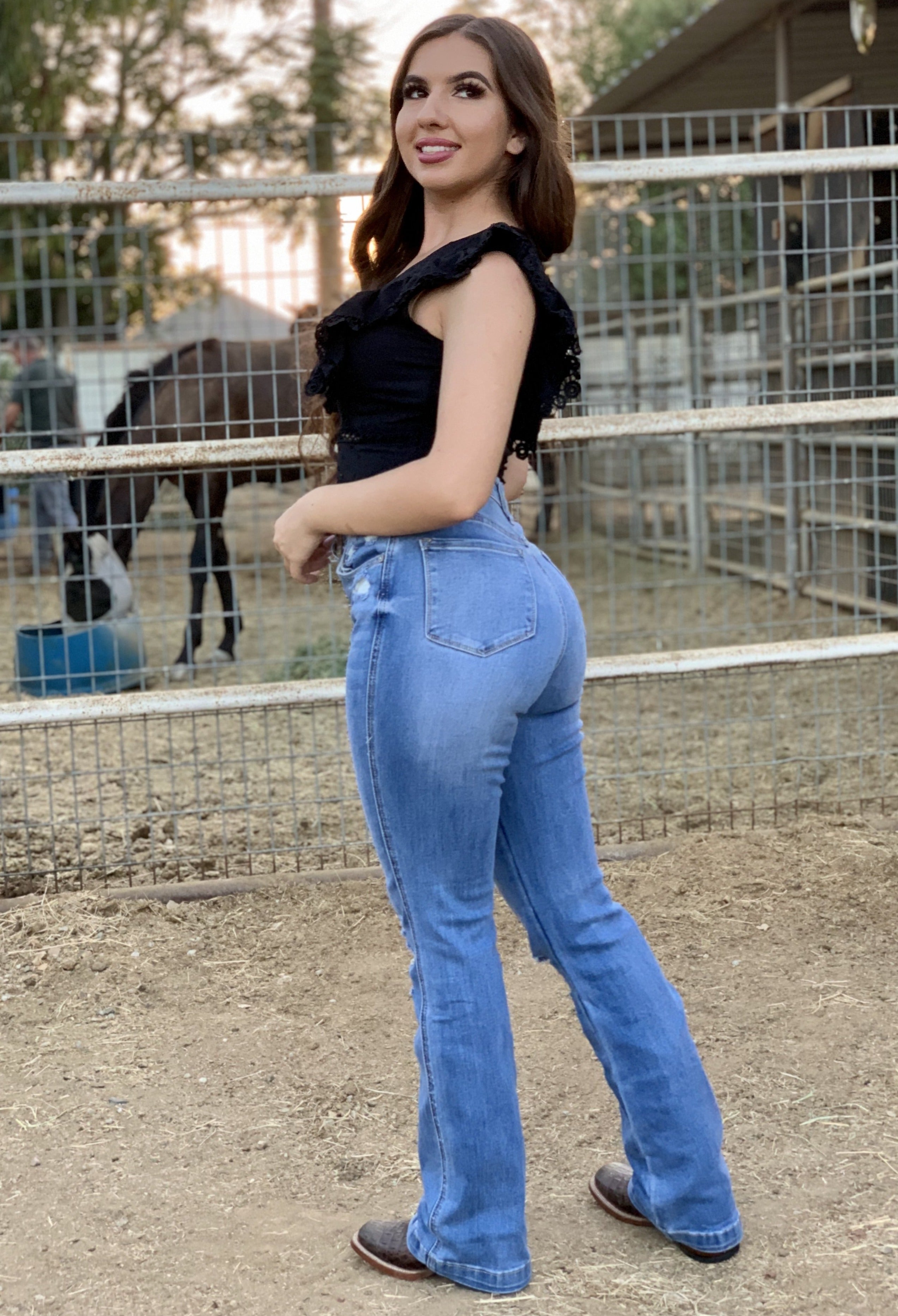 Victoria Crochet Top (Black)