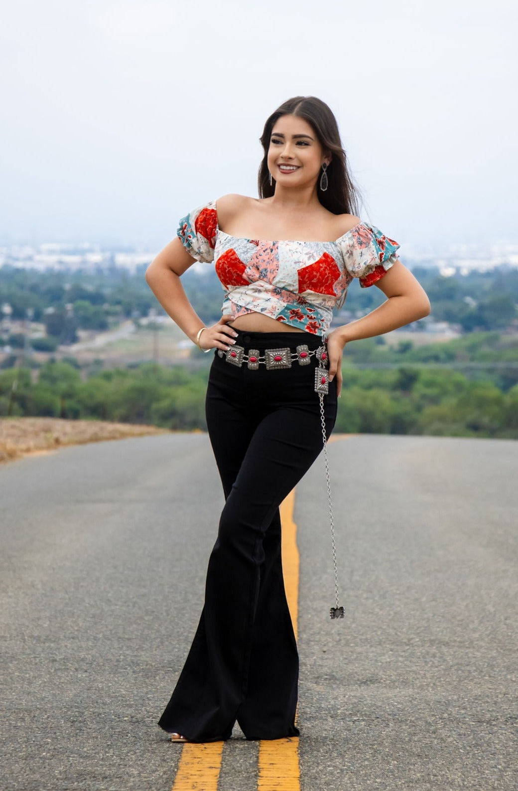 Chula Vista High Rise Flare Jeans (Black)