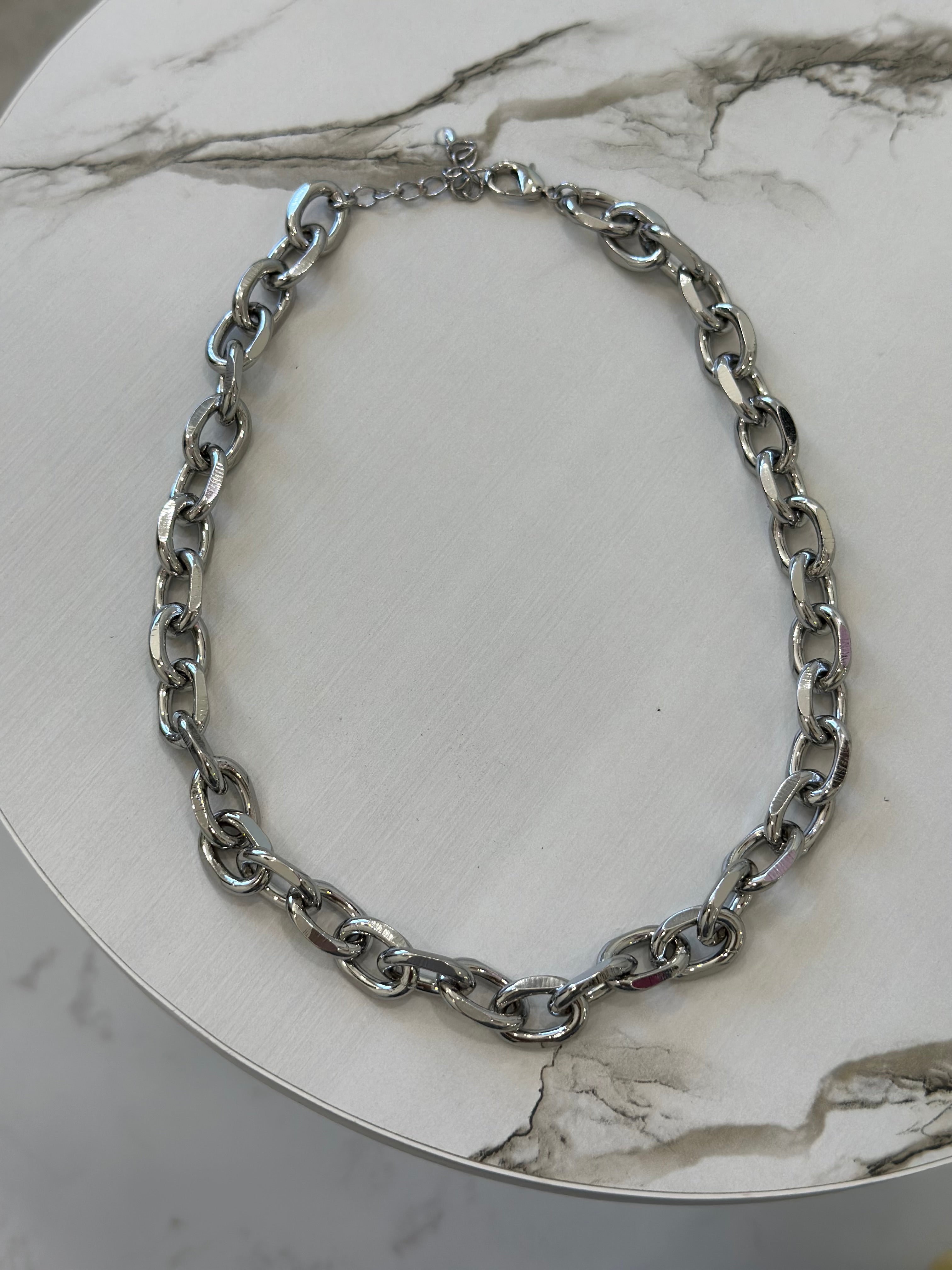 Mid Chain Necklace (Silver)