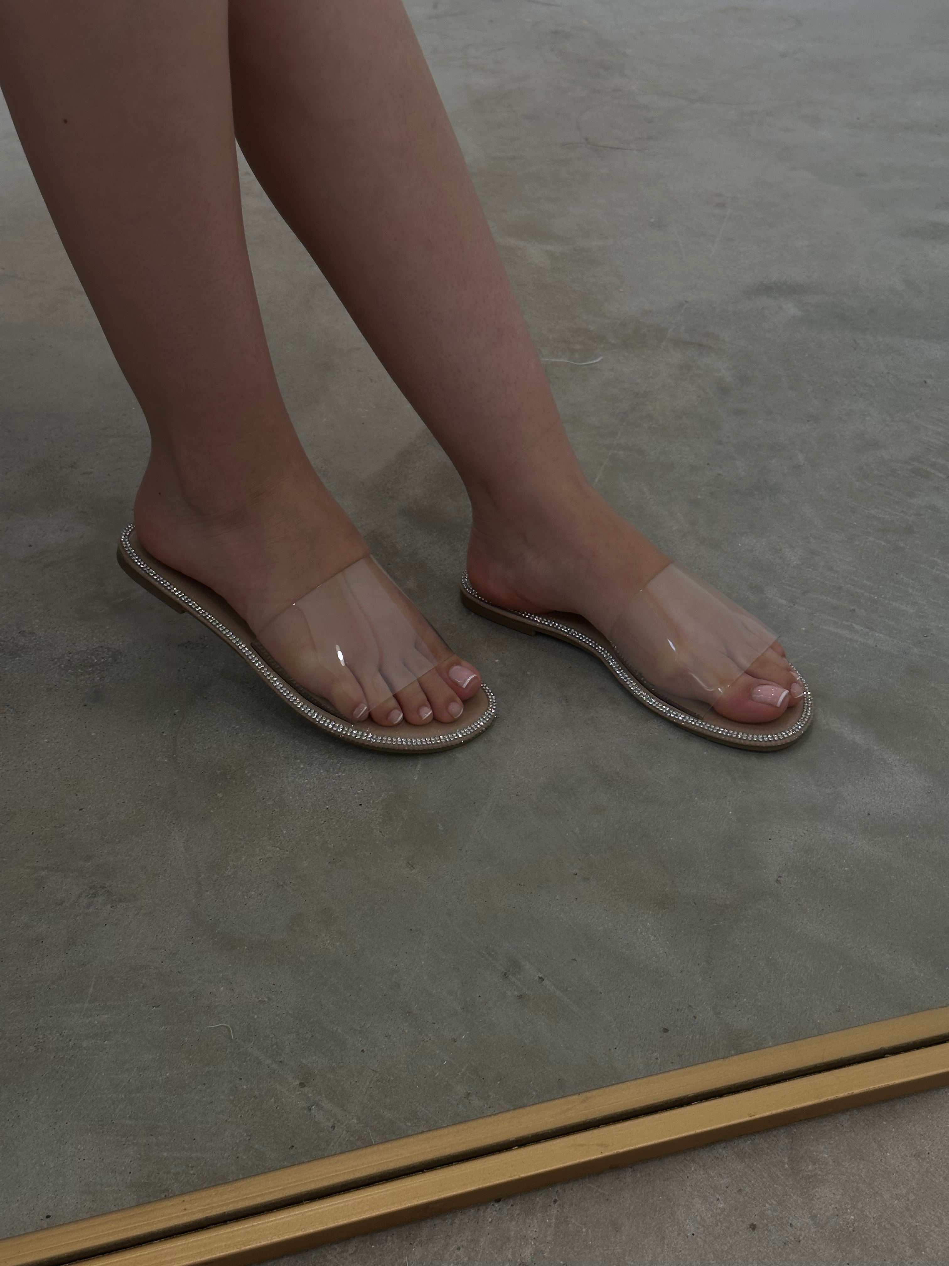 Summer Glam Sandals (Clear)