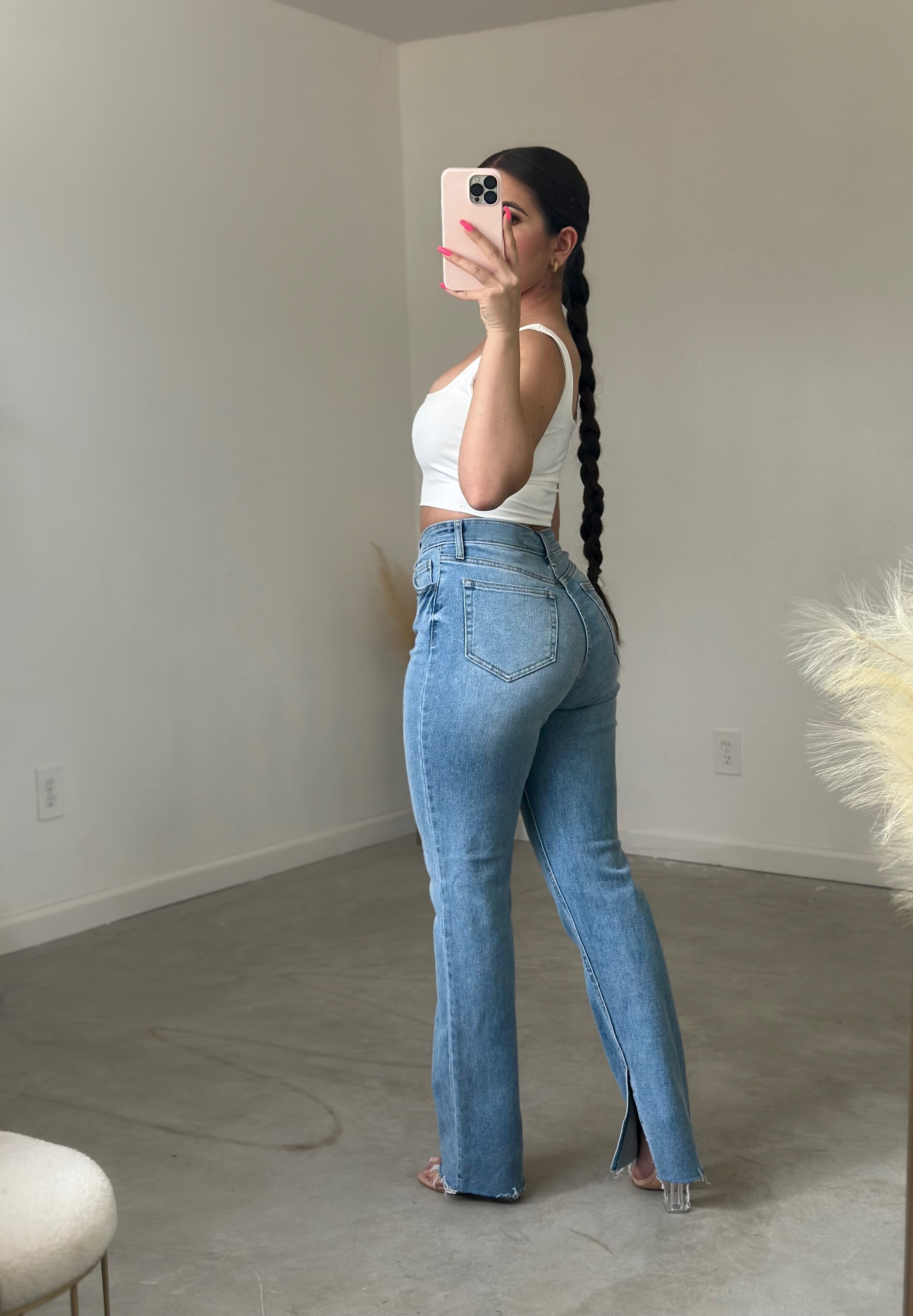 Alex High Rise Straight Jeans (Light)