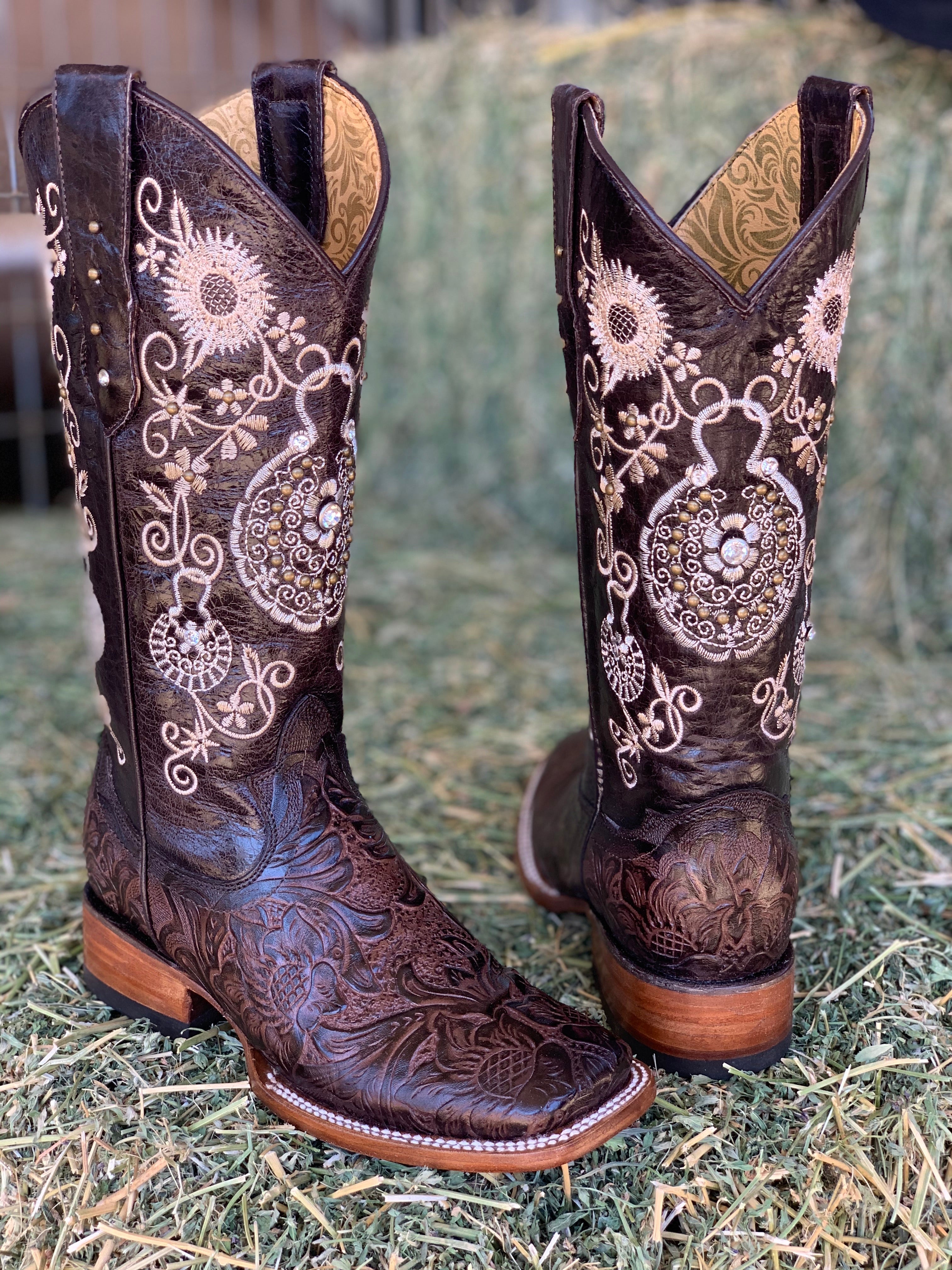 Arracada Jerezana Embroidered Western Boots (Cincelada) - Brown (With Silver Studs) - Valeria'S Boutique 