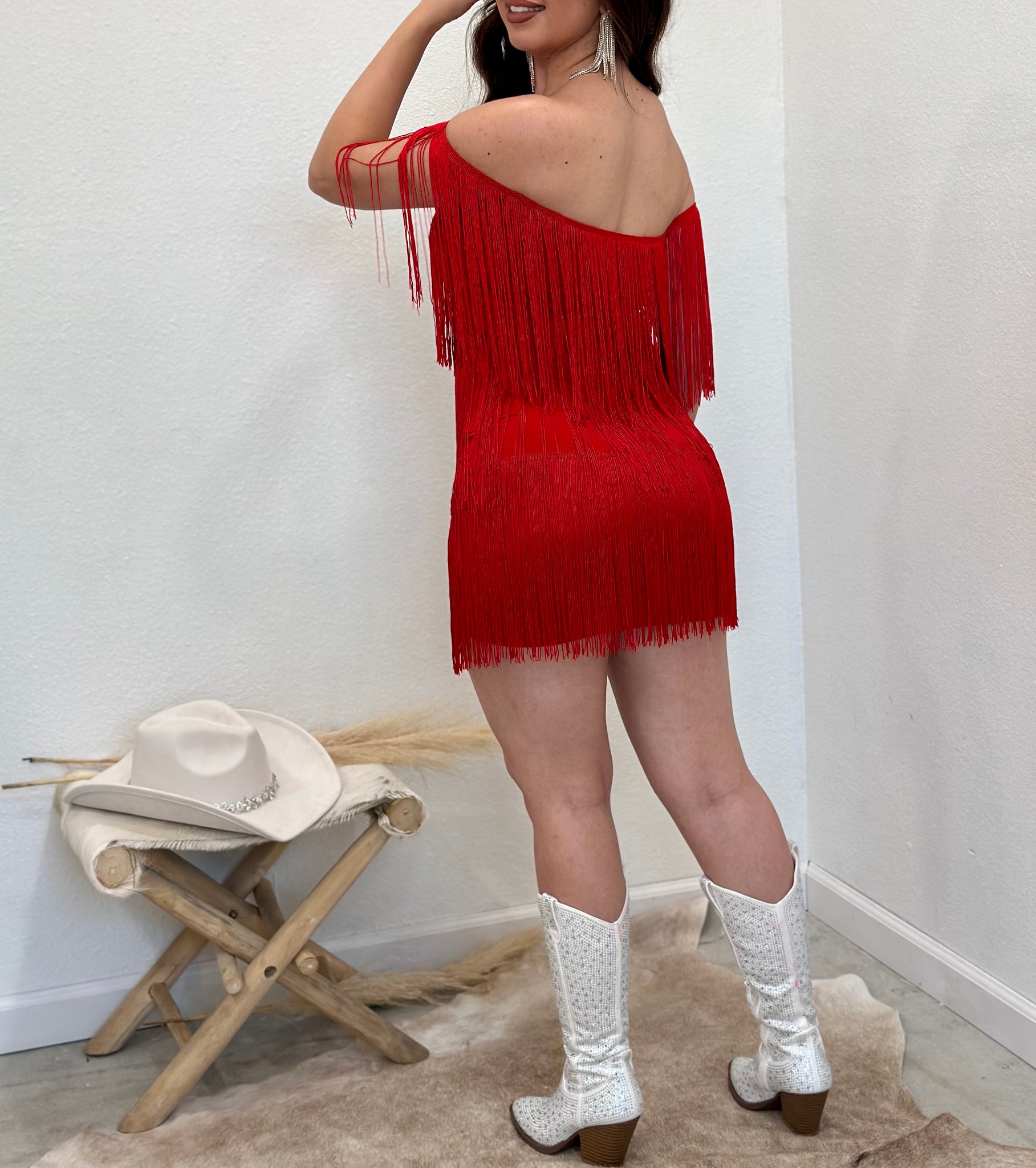 Bailar De Caballito Fringe Off The Shoulder Mini Dress (Red)