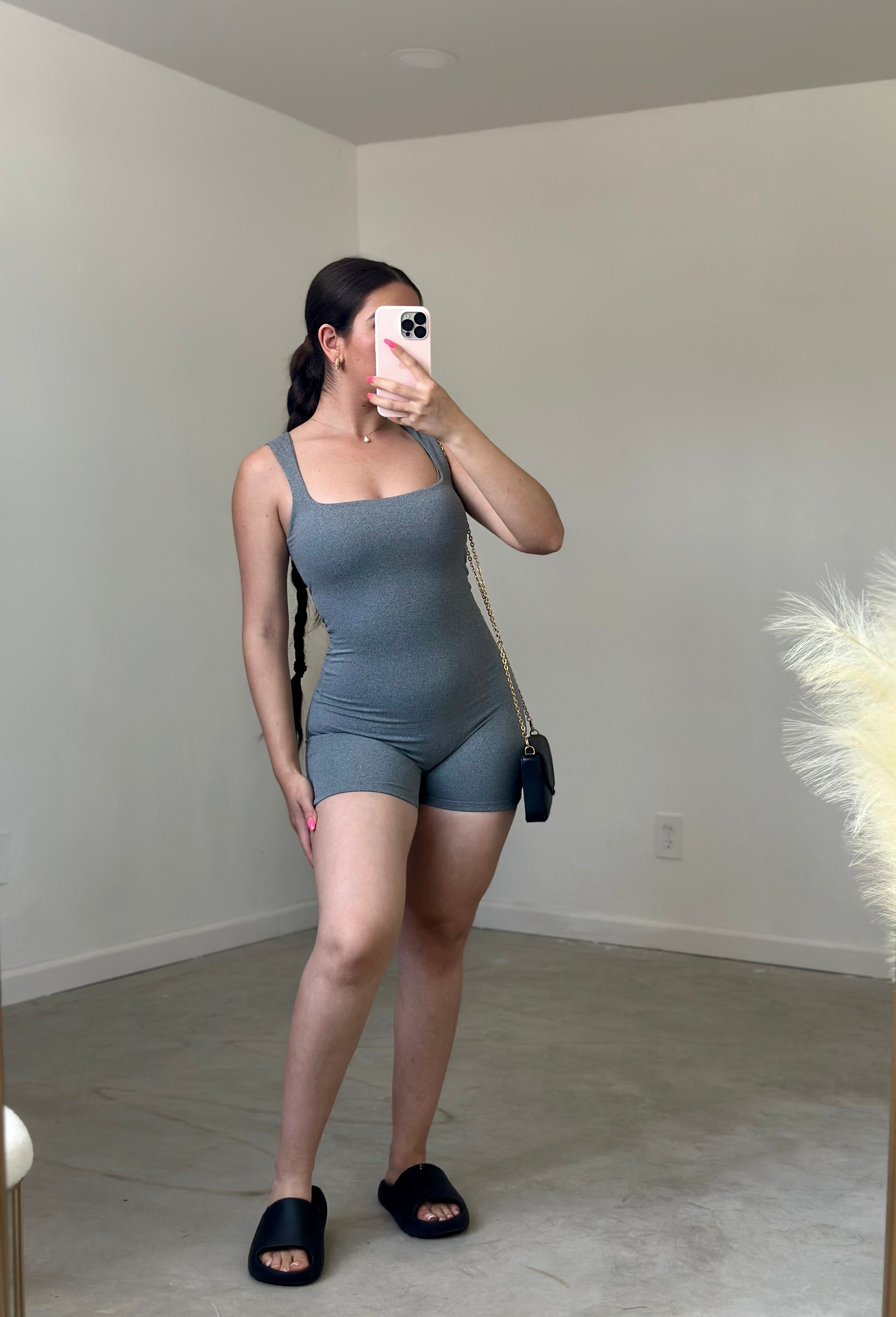 Valerie Sleveless Scoop Neck Romper (Grey)